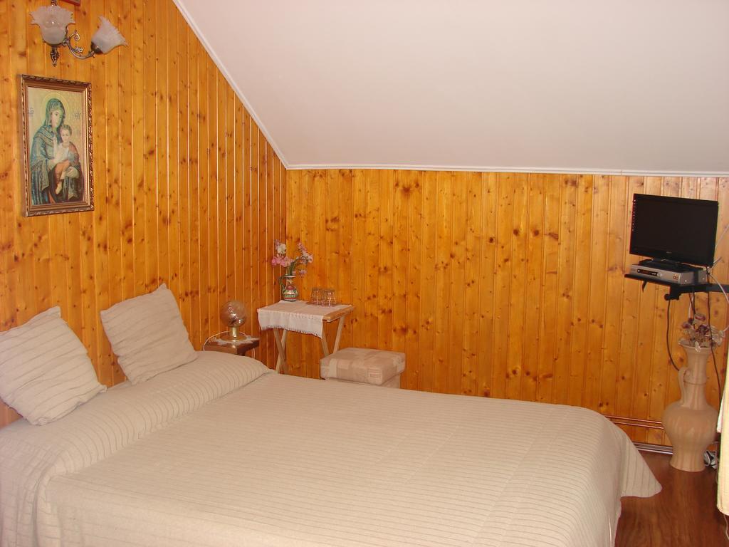 Pensiunea Casa Filoxenia Horezu Room photo