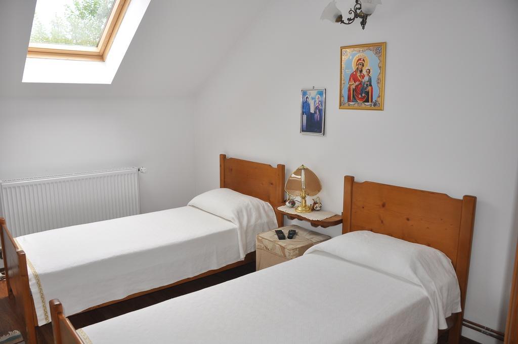 Pensiunea Casa Filoxenia Horezu Room photo